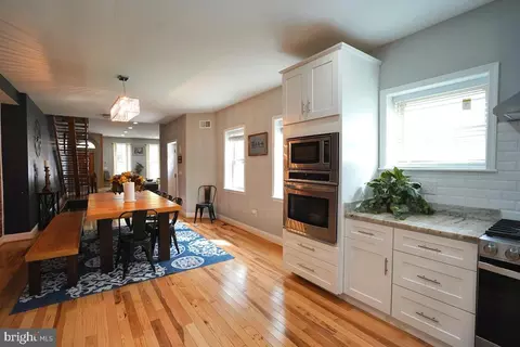 Entry Way - 1505 E Baltimore St E, Baltimore, MD 21231 photo 1 of 3