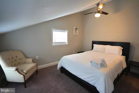 Bedroom - 1505 E Baltimore St E, Baltimore, MD 21231 photo 6 of 17