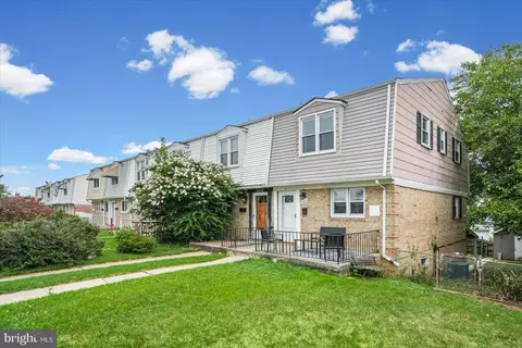 Exterior - 3631 Greenvale Rd, Baltimore, MD 21229 photo 3 of 5