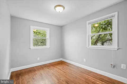 Bedroom - 3631 Greenvale Rd, Baltimore, MD 21229 photo 3 of 3