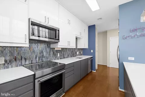 Kitchen - 1200 Steuart St #1511, Baltimore, MD 21230 photo 4 of 7