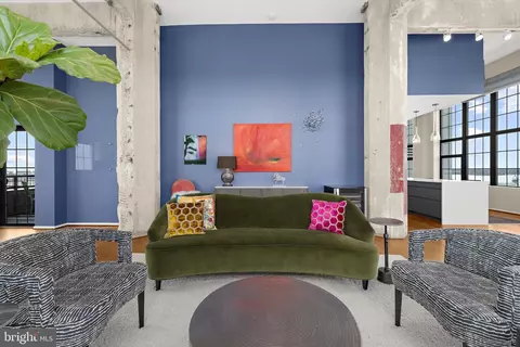 Living - 1200 Steuart St #1511, Baltimore, MD 21230 photo 5 of 11