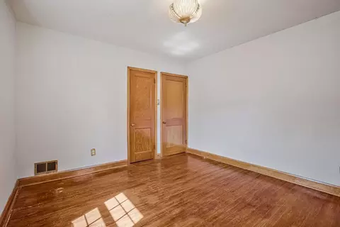 Bedroom - 4708 Hamilton Ave, Baltimore, MD 21206 photo 6 of 6