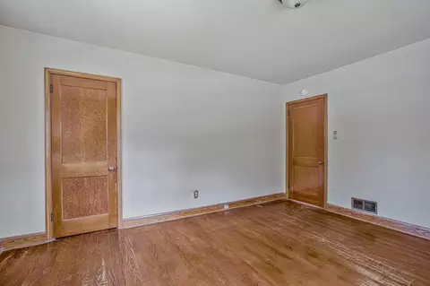 Bedroom - 4708 Hamilton Ave, Baltimore, MD 21206 photo 3 of 6