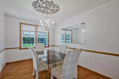 Dining - 4708 Hamilton Ave, Baltimore, MD 21206 photo 1 of 3