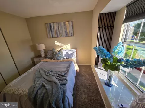 Bedroom - 4524 Saint Thomas Ave, Baltimore, MD 21206 photo 4 of 7