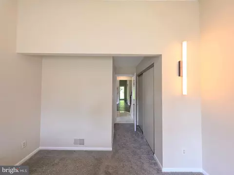 Entry Way - 4524 Saint Thomas Ave, Baltimore, MD 21206 photo 3 of 11