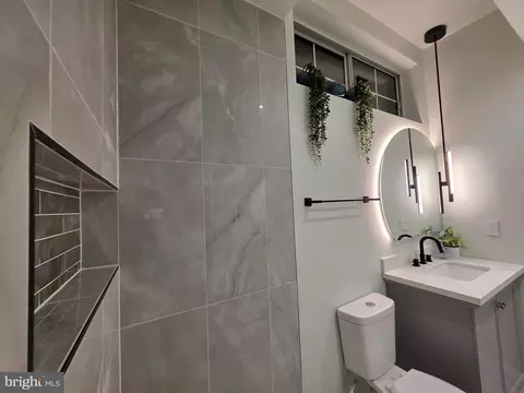 Bath - 4524 Saint Thomas Ave, Baltimore, MD 21206 photo 2 of 9