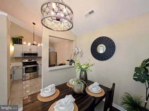 Dining - 4524 Saint Thomas Ave, Baltimore, MD 21206 photo 2 of 5