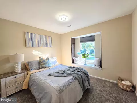 Bedroom - 4524 Saint Thomas Ave, Baltimore, MD 21206 photo 3 of 7