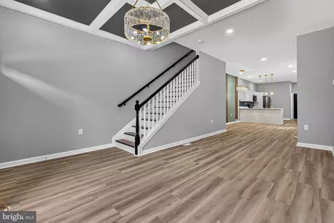 Entry Way - 1006 E Preston St, Baltimore, MD 21202 photo 3 of 11
