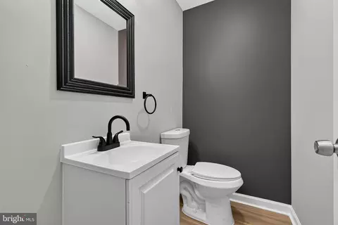 Bath - 1006 E Preston St, Baltimore, MD 21202 photo 1 of 9
