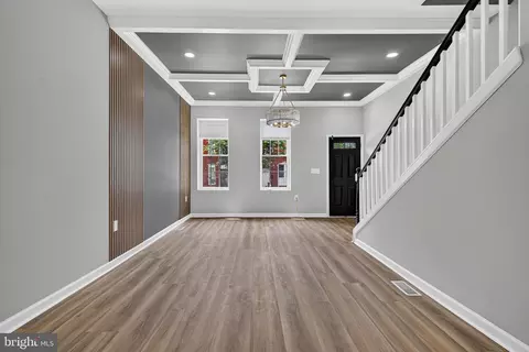 Entry Way - 1006 E Preston St, Baltimore, MD 21202 photo 5 of 11