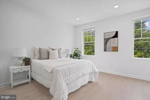 Bedroom - 21 S Monastery Ave, Baltimore, MD 21229 photo 1 of 5