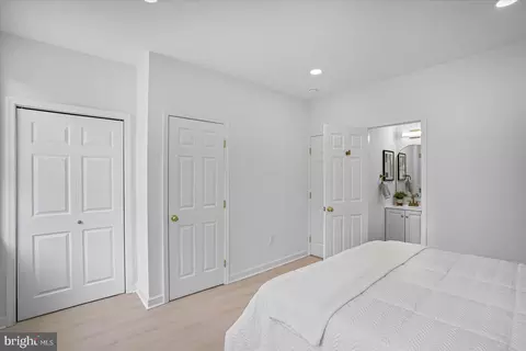 Bedroom - 21 S Monastery Ave, Baltimore, MD 21229 photo 3 of 5