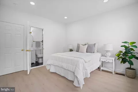 Bedroom - 21 S Monastery Ave, Baltimore, MD 21229 photo 2 of 5