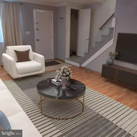 Living - 4330 Dewey Ave, Baltimore, MD 21211 photo 3 of 6