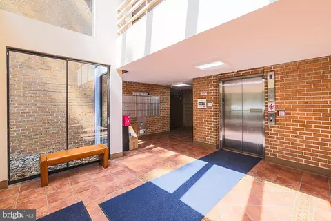 Entry Way - 6350 Red Cedar Pl #405, Baltimore, MD 21209 photo 4 of 5