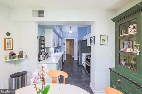 Entry Way - 6350 Red Cedar Pl #405, Baltimore, MD 21209 photo 1 of 5