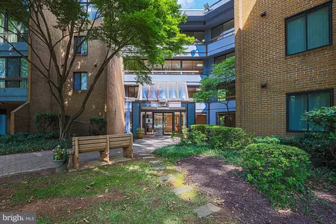Exterior - 6350 Red Cedar Pl #405, Baltimore, MD 21209 photo 6 of 7
