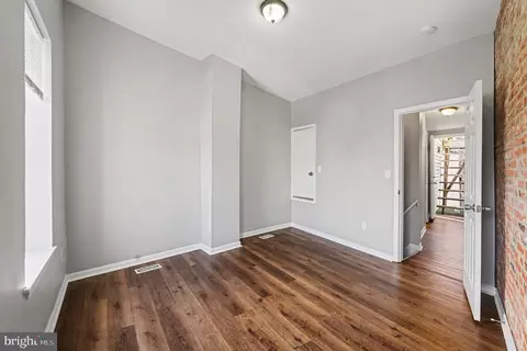 Entry Way - 613 Harvey St, Baltimore, MD 21230 photo 5 of 7