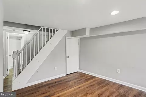 Entry Way - 613 Harvey St, Baltimore, MD 21230 photo 3 of 7