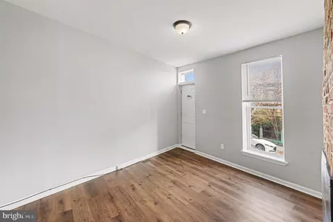 Entry Way - 613 Harvey St, Baltimore, MD 21230 photo 1 of 7