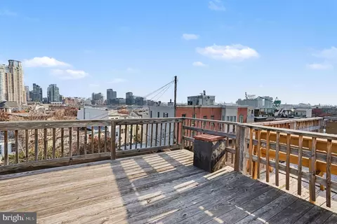 Exterior - 613 Harvey St, Baltimore, MD 21230 photo 5 of 8
