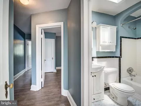 Entry Way - 4326 Berger Ave, Baltimore, MD 21206 photo 4 of 4