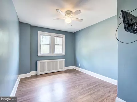 Bedroom - 4326 Berger Ave, Baltimore, MD 21206 photo 8 of 11