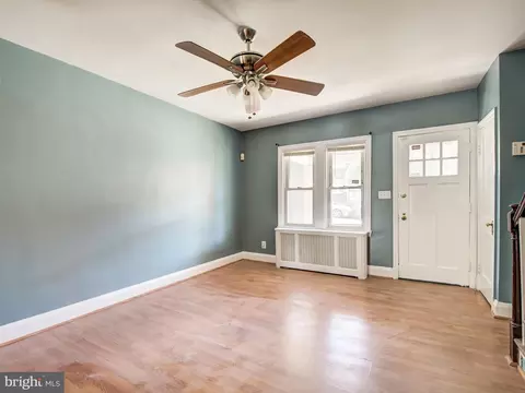 Living - 4326 Berger Ave, Baltimore, MD 21206 photo 2 of 10