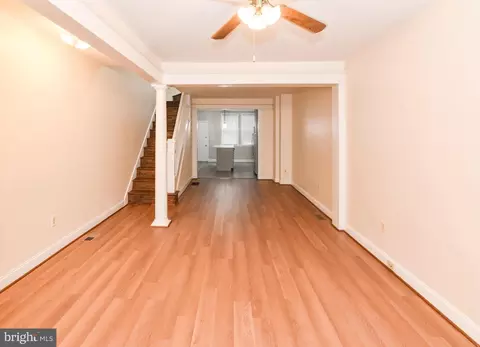 Living - 516 S Highland Ave, Baltimore, MD 21224 photo 1 of 5