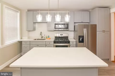 Kitchen - 516 S Highland Ave, Baltimore, MD 21224 photo 1 of 1