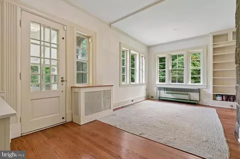 Living - 2209 Ken Oak Rd, Baltimore, MD 21209 photo 5 of 5