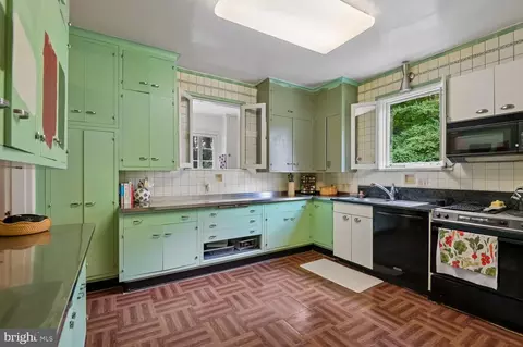 Kitchen - 2209 Ken Oak Rd, Baltimore, MD 21209 photo 1 of 2