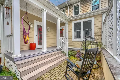 Exterior - 3106 Parkside Dr, Baltimore, MD 21214 photo 11 of 17