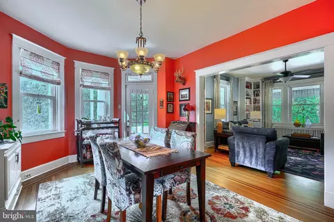 Dining - 3106 Parkside Dr, Baltimore, MD 21214 photo 2 of 4