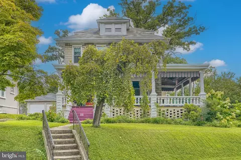 Exterior - 3106 Parkside Dr, Baltimore, MD 21214 photo 3 of 17