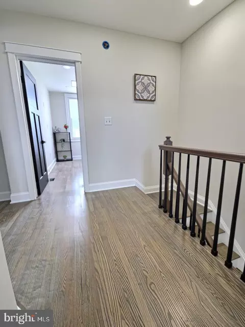 Entry Way - 3600 Elmley Ave, Baltimore, MD 21213 photo 4 of 5