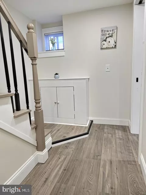 Entry Way - 3600 Elmley Ave, Baltimore, MD 21213 photo 2 of 5