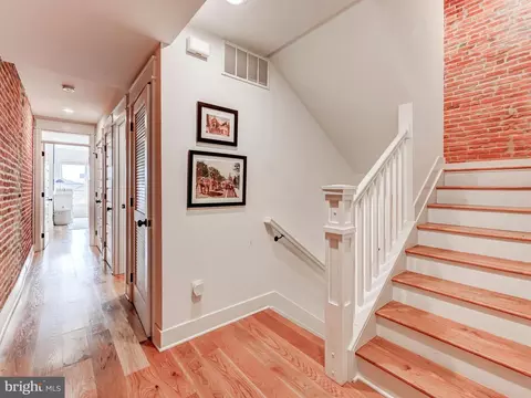 Entry Way - 2021 E Lombard St, Baltimore, MD 21231 photo 3 of 5
