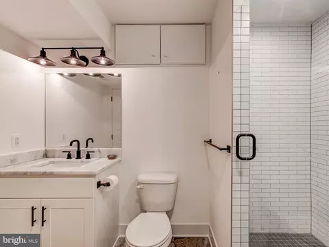 Bath - 2021 E Lombard St, Baltimore, MD 21231 photo 8 of 8