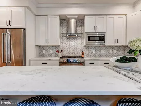 Kitchen - 2021 E Lombard St, Baltimore, MD 21231 photo 2 of 4