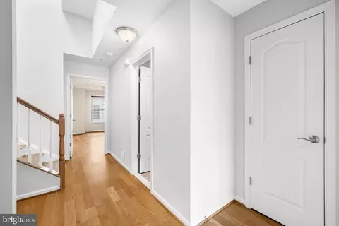 Entry Way - 1420 Benjamin St, Baltimore, MD 21230 photo 7 of 8
