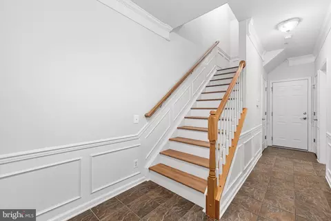 Entry Way - 1420 Benjamin St, Baltimore, MD 21230 photo 2 of 8