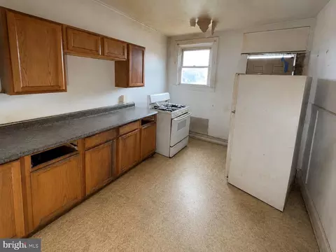 3005 Mayfield Ave, Baltimore, MD 21213 photo 4