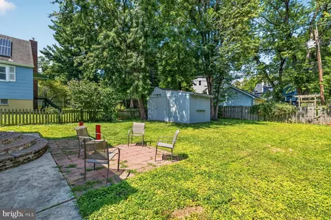 Exterior - 826 Cedarcroft Rd, Baltimore, MD 21212 photo 2 of 3