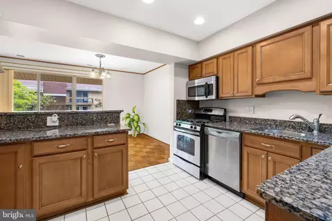 Kitchen - 11 Hamill Rd #11E, Baltimore, MD 21210 photo 1 of 4
