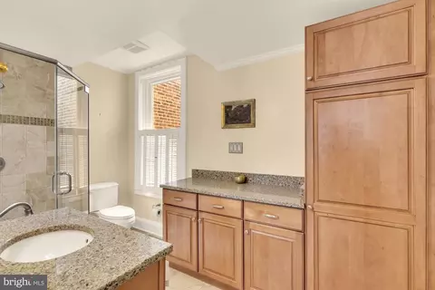 Bath - 115 E Montgomery St, Baltimore, MD 21230 photo 3 of 5