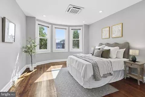 Bedroom - 4119 Falls Rd, Baltimore, MD 21211 photo 1 of 3